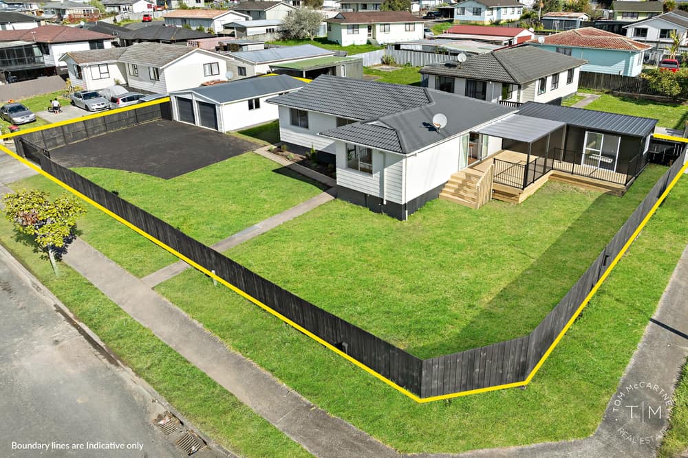24 Dissmeyer Drive, Clover Park